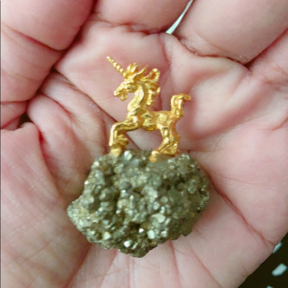 🍀Golden UNICORN🍀